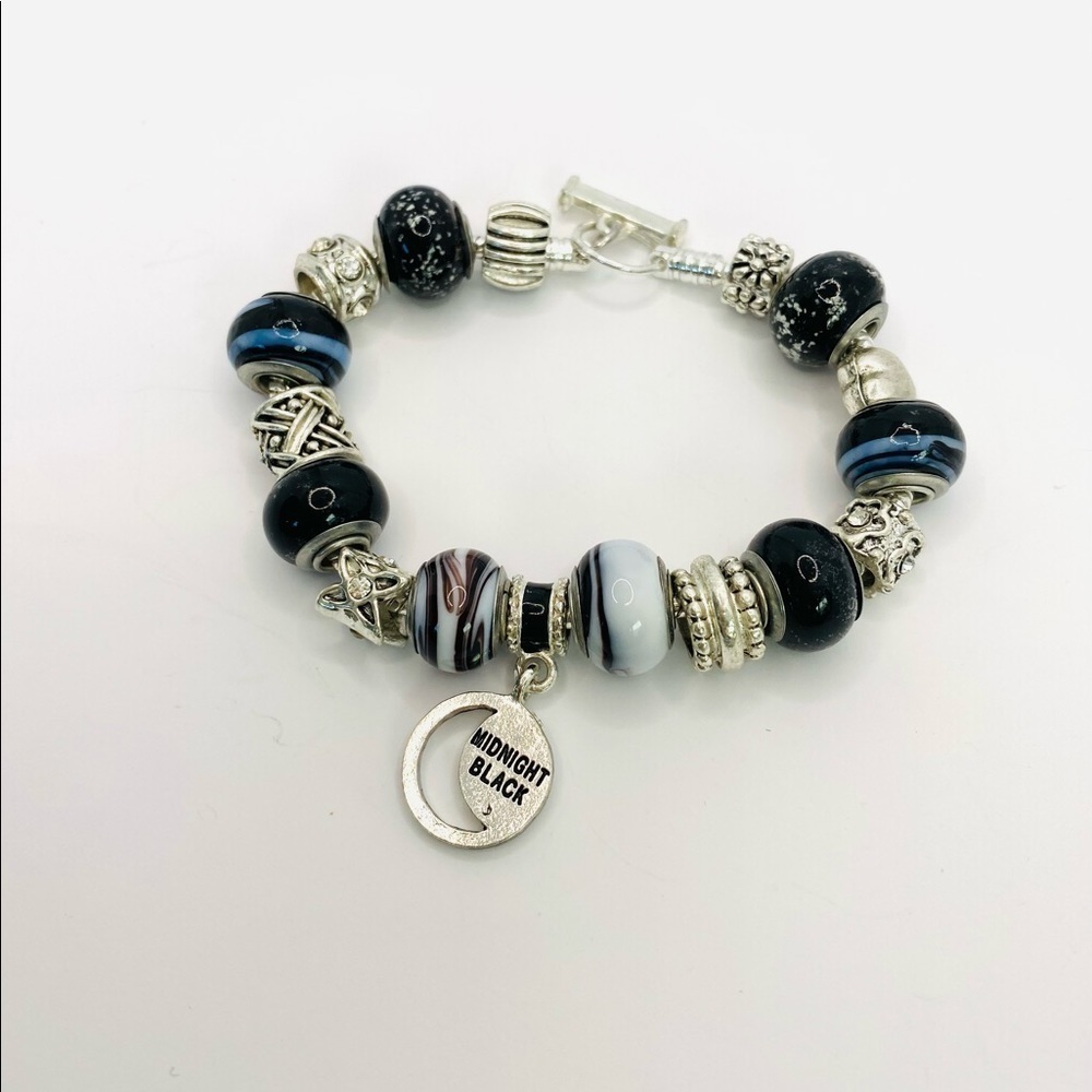 Charm Bracelet Glass Beads Silver Tone 8”